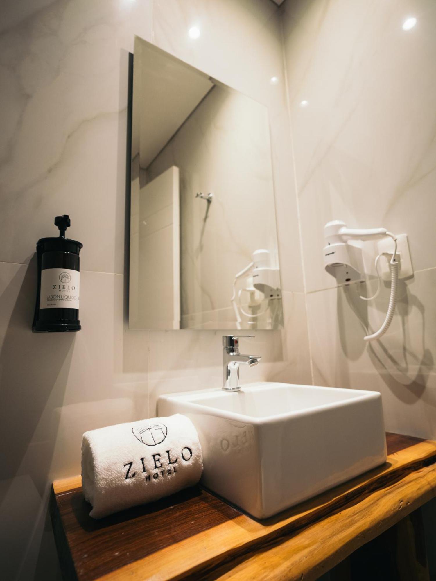 Zielo Hotel Asuncion Buitenkant foto